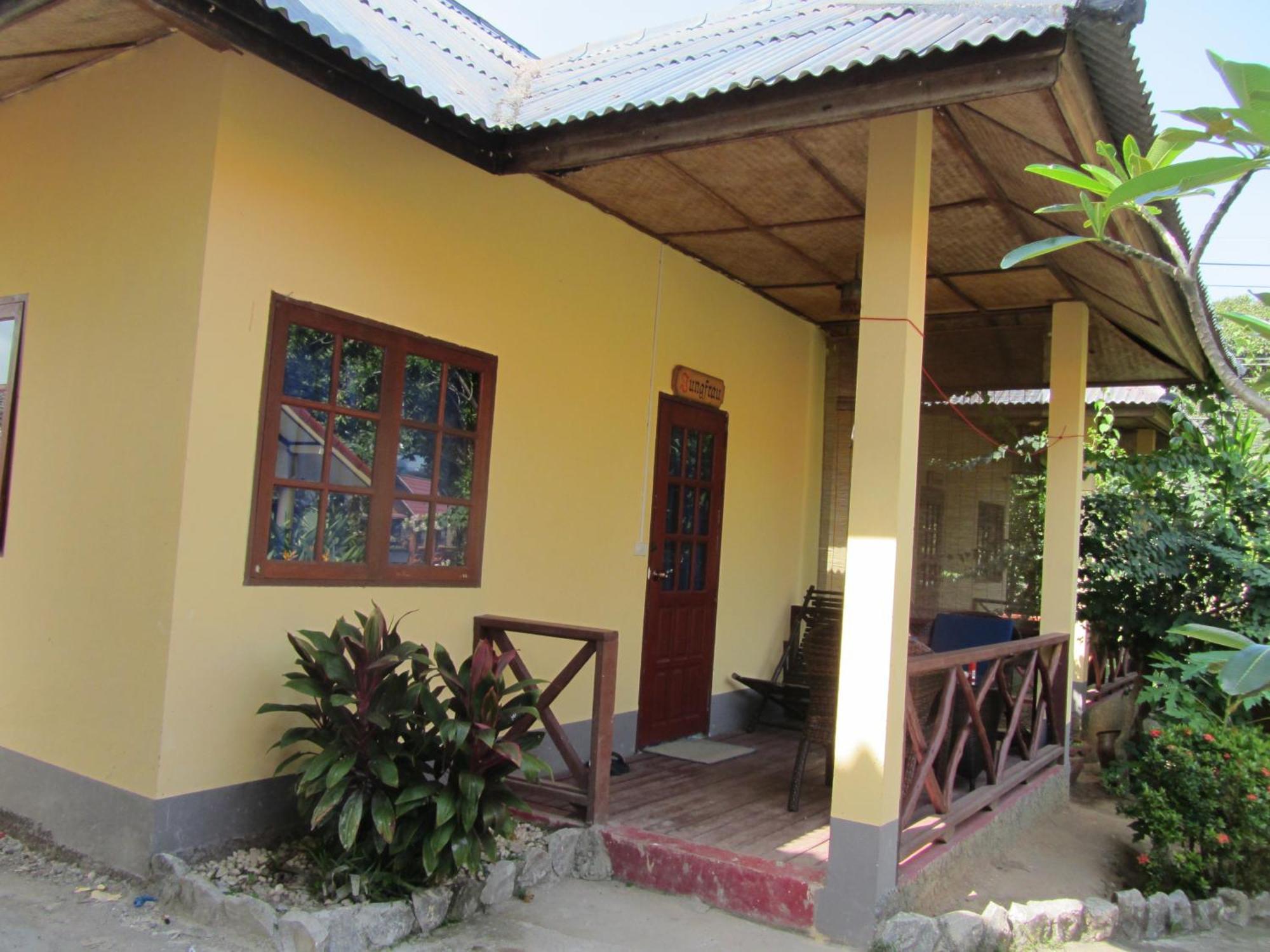 Flower Paradise Bungalows & Swiss Restaurant Roestiland Lamai Beach  Værelse billede