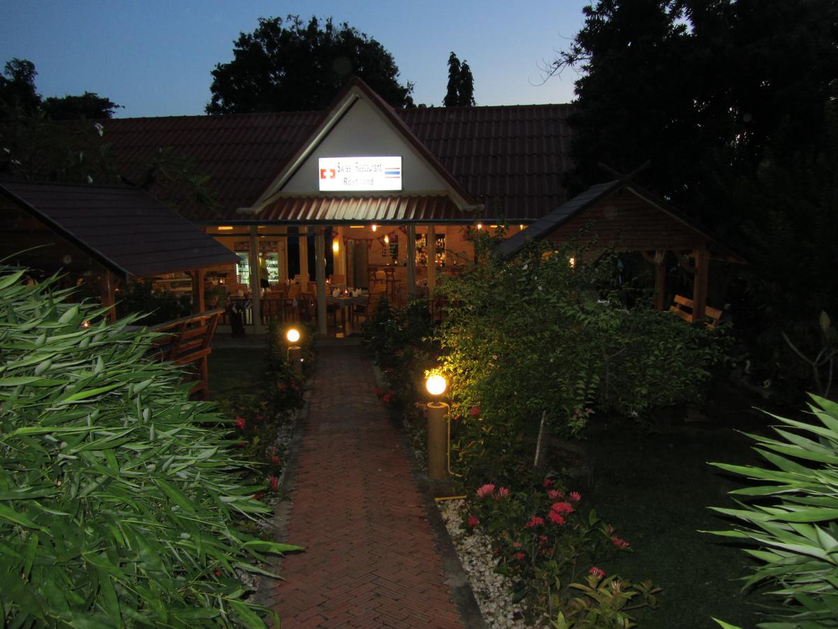 Flower Paradise Bungalows & Swiss Restaurant Roestiland Lamai Beach  Eksteriør billede