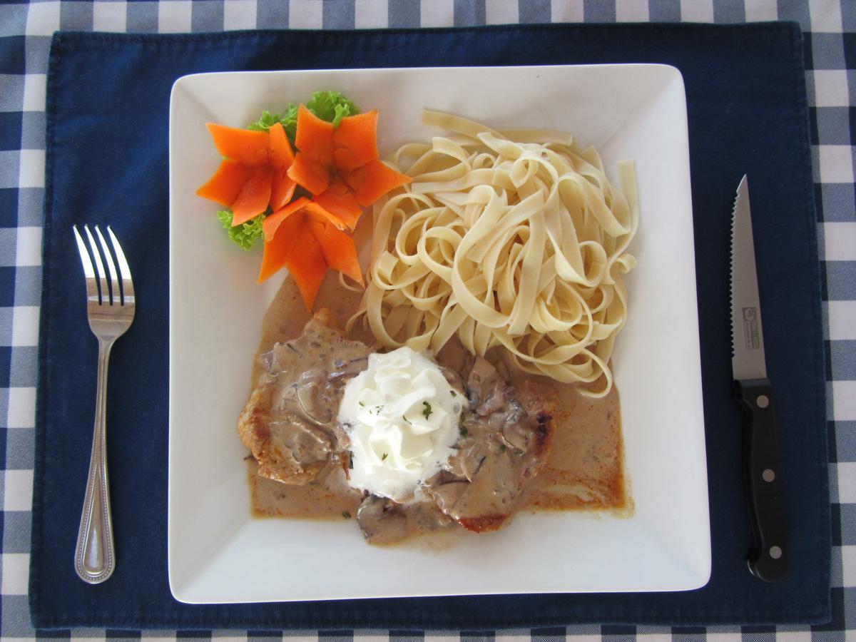 Flower Paradise Bungalows & Swiss Restaurant Roestiland Lamai Beach  Eksteriør billede